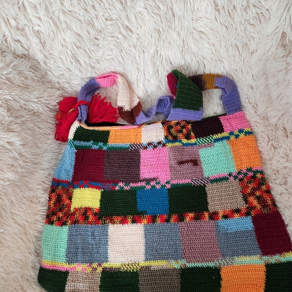 Among equals bag - Picture 4 of 8